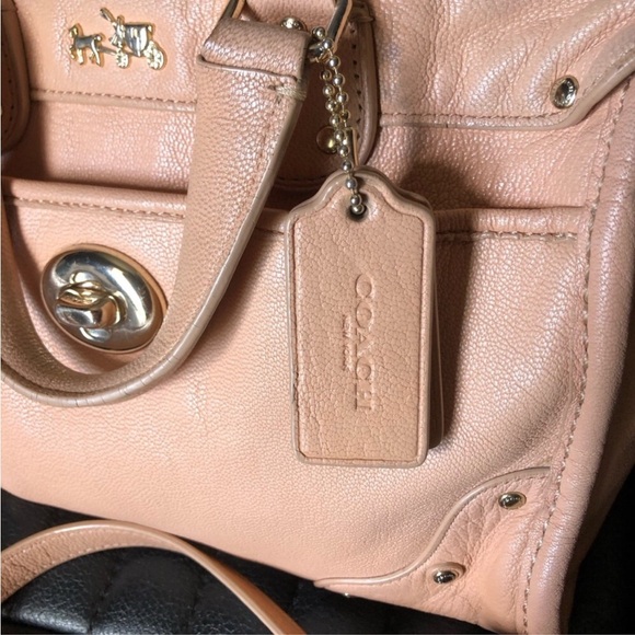 Authentic Coach Legacy Duffle Satchel in Natural Leather - Picture 2 of 16